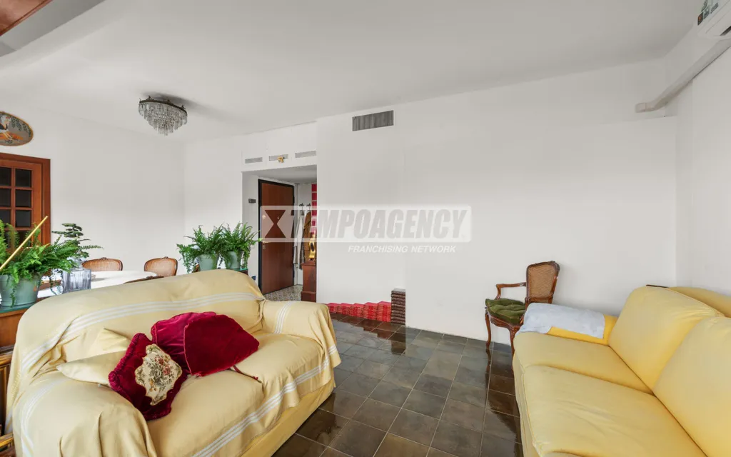 Séjour - Penthouse with Panoramic View in Milan