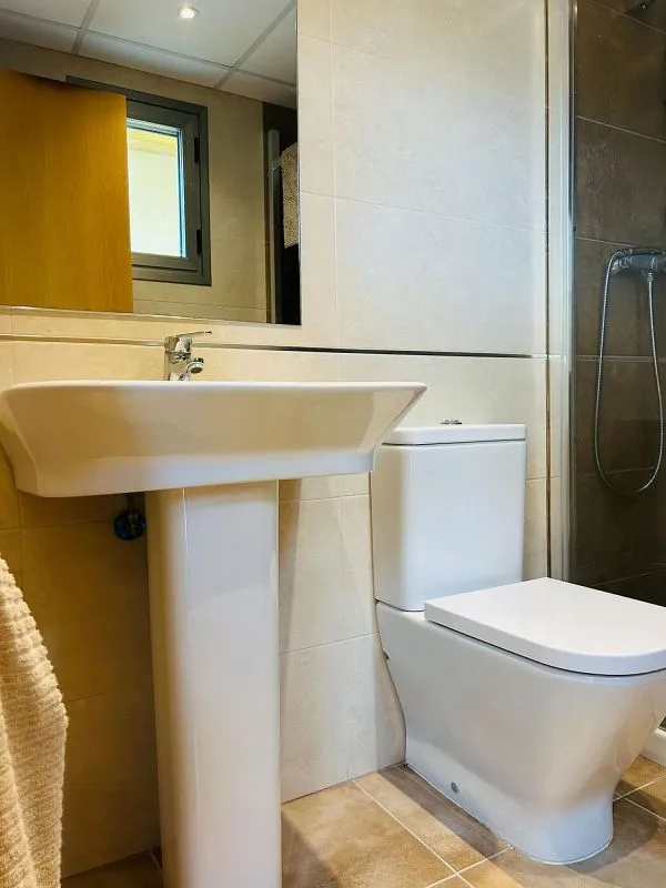 Vannitoad - Two-Bedroom House with Pool in Las Lomas del Rame