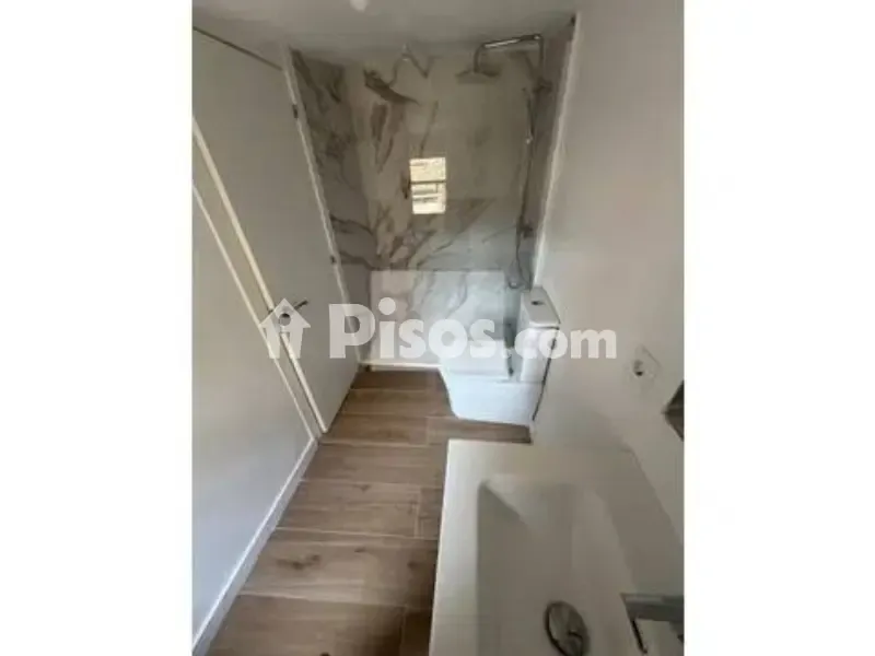 Bagni - New Flat Near Centre in Carrer del Bou