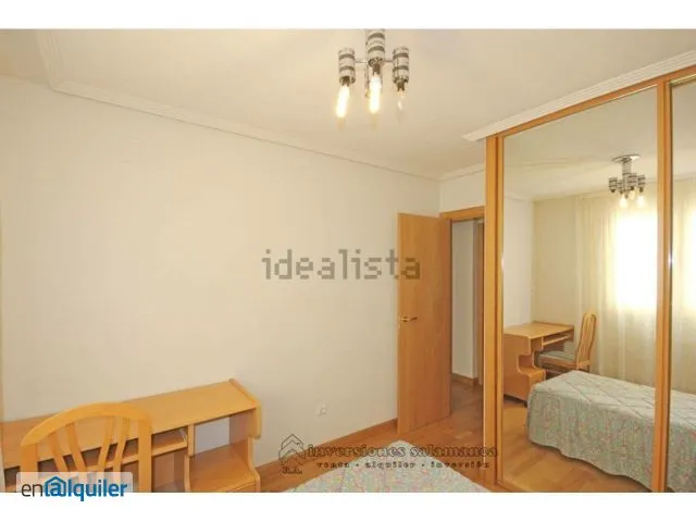 Chambres - Student-Friendly Flat with Balcony in Barrio Blanco