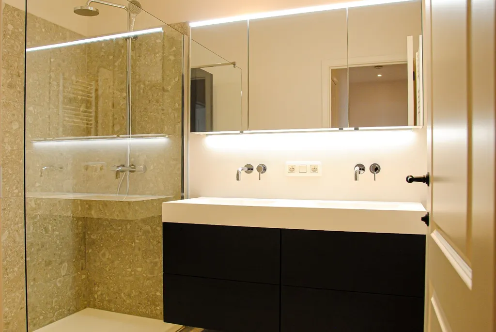 Vannitoad - Luxury Ground Floor Flat with Terrace in Elversele