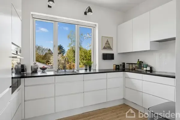 Kitchen - 30s Villa with Garden in Vanløse