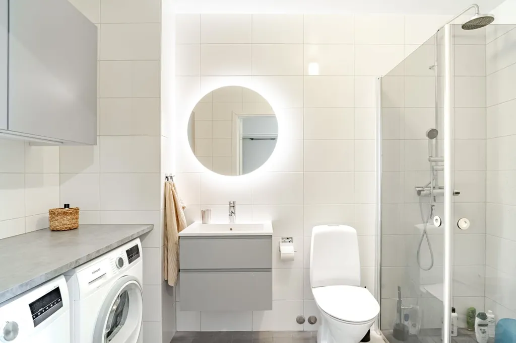 Vannitoad - Modern 2-Bedroom Flat with Balcony in City Centre