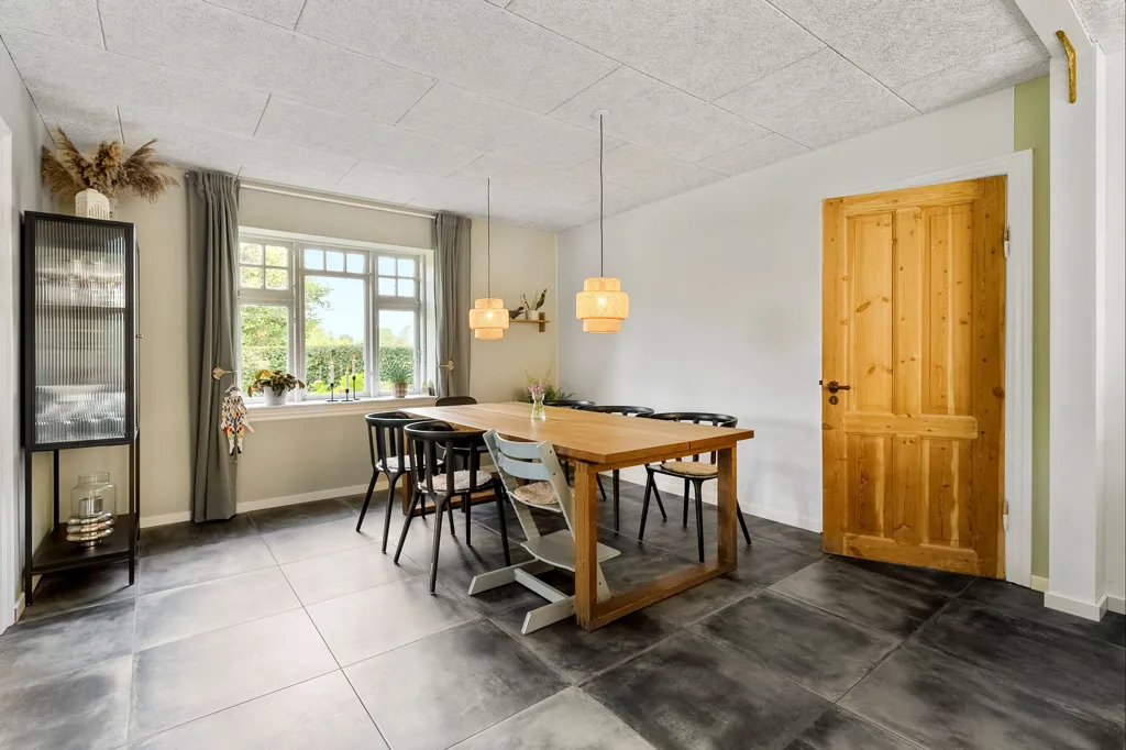 Salle à manger - Maison 5 pièces à Kværndrup