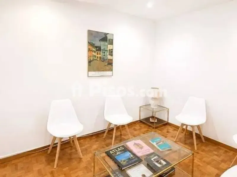 Elutuba - Apartment for Renovation with Double Orientation in Eixample