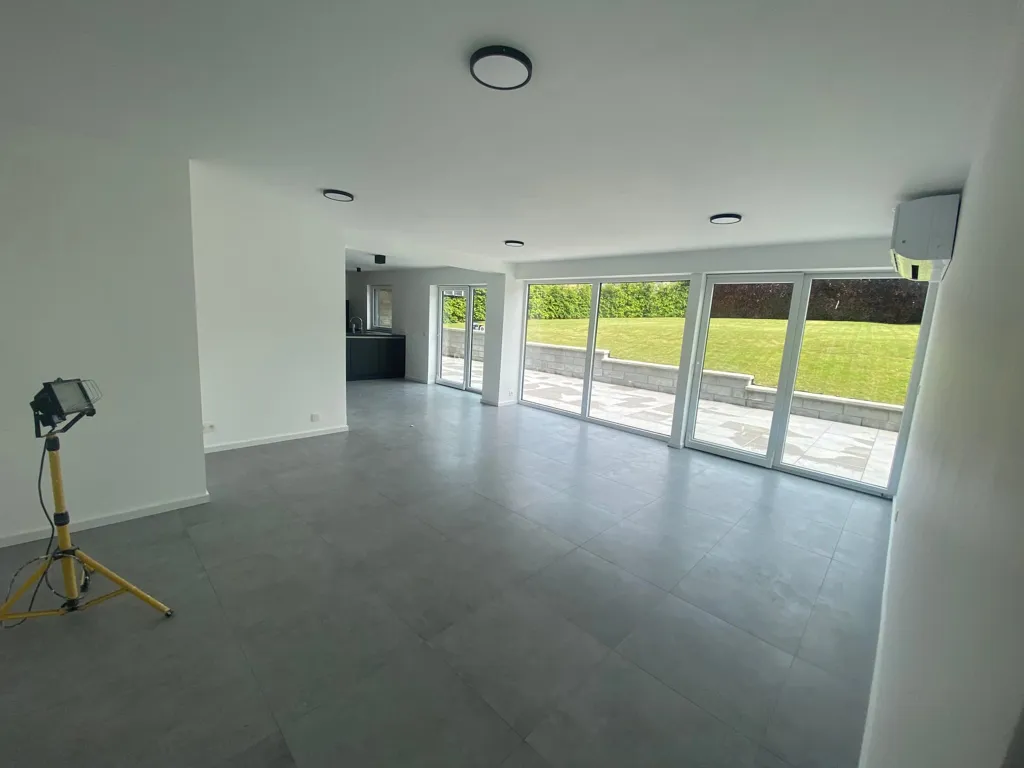Elutuba - Two-Storey Villa with Terrace in Libramont-Chevigny
