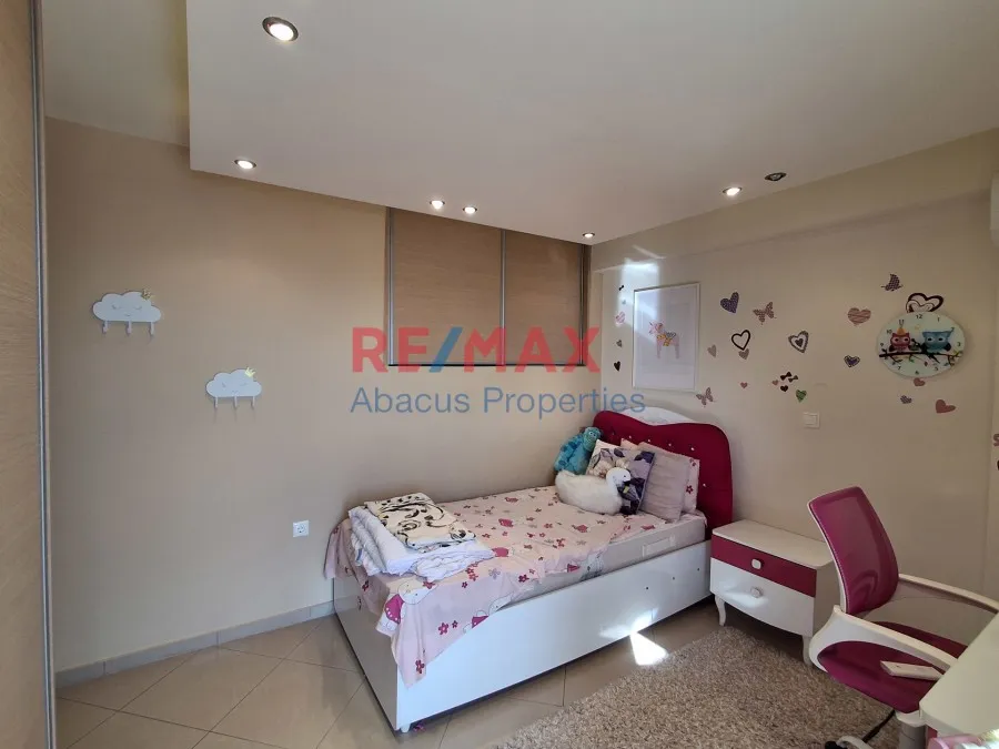 Bedrooms - Apartment with Panoramic Views in Nikaia