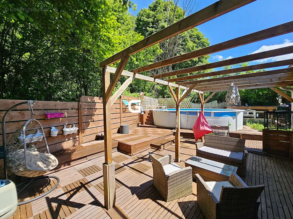 Terrazza - House with Pool and Forest View in Geilles