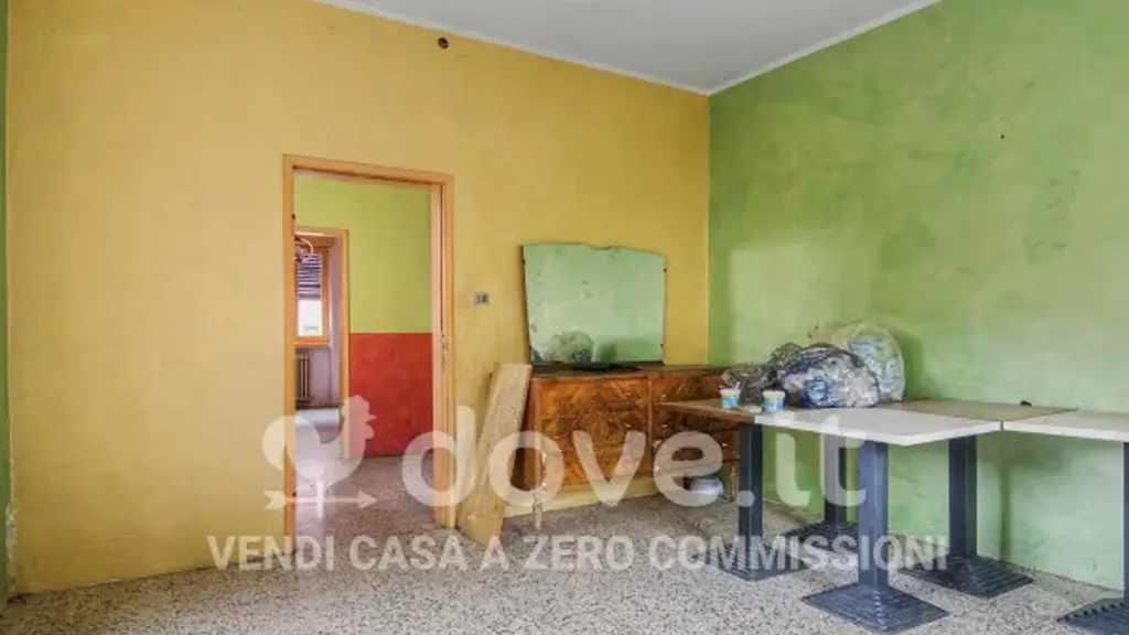Salle à manger - Villa for Renovation in Zogno