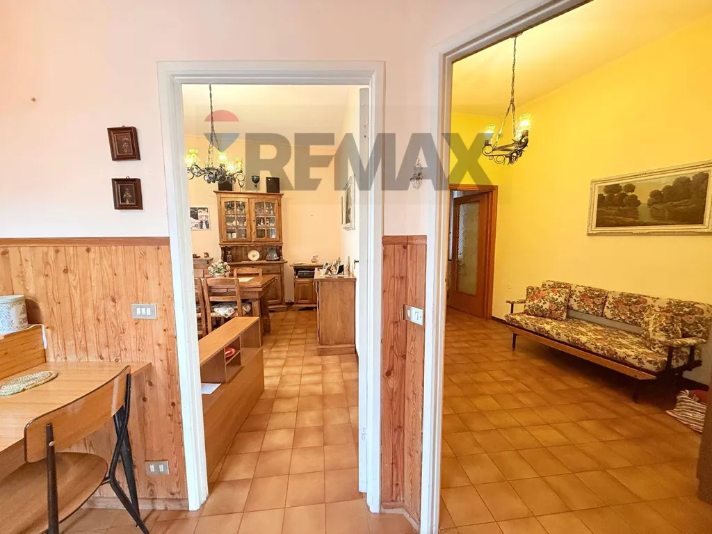 Salle à manger - Independent House with Terrace in Popiglio