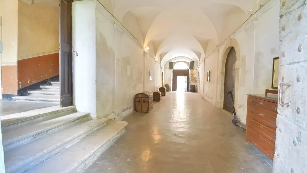 Ingresso - Historic Apartment with Panoramic Terrace in Tagliacozzo