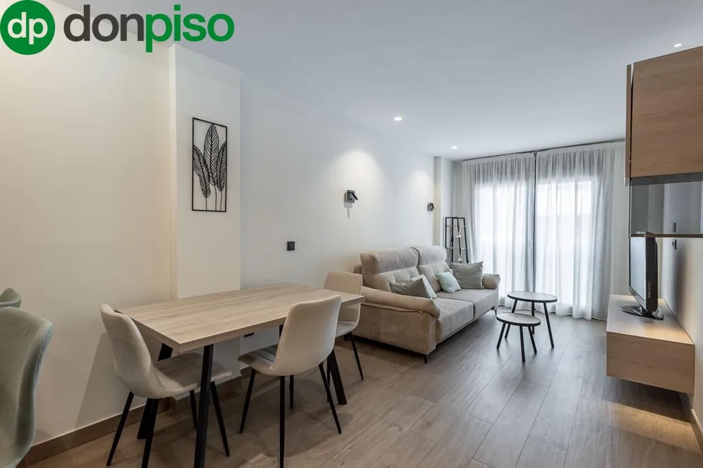 Soggiorno - Modernised Semi-detached Chalet in Albolote