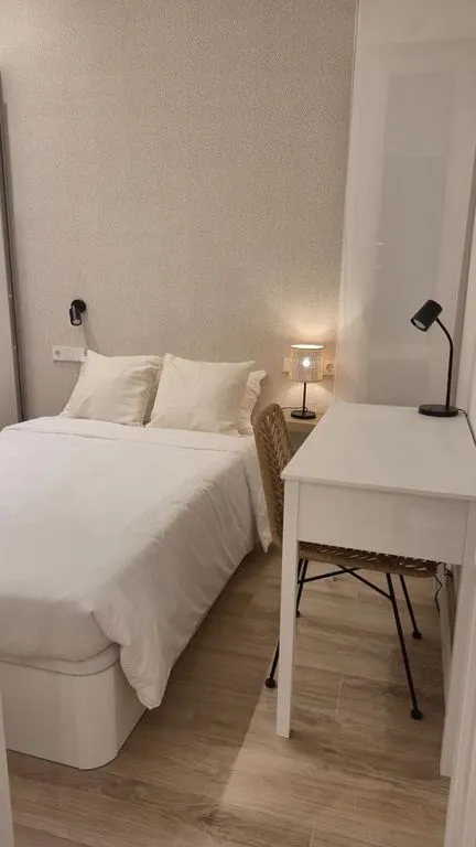 Chambres - Modern Flat with High-Quality Finish in Madrid