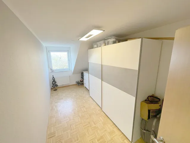 3 magamistoaga maja asukohas Konz