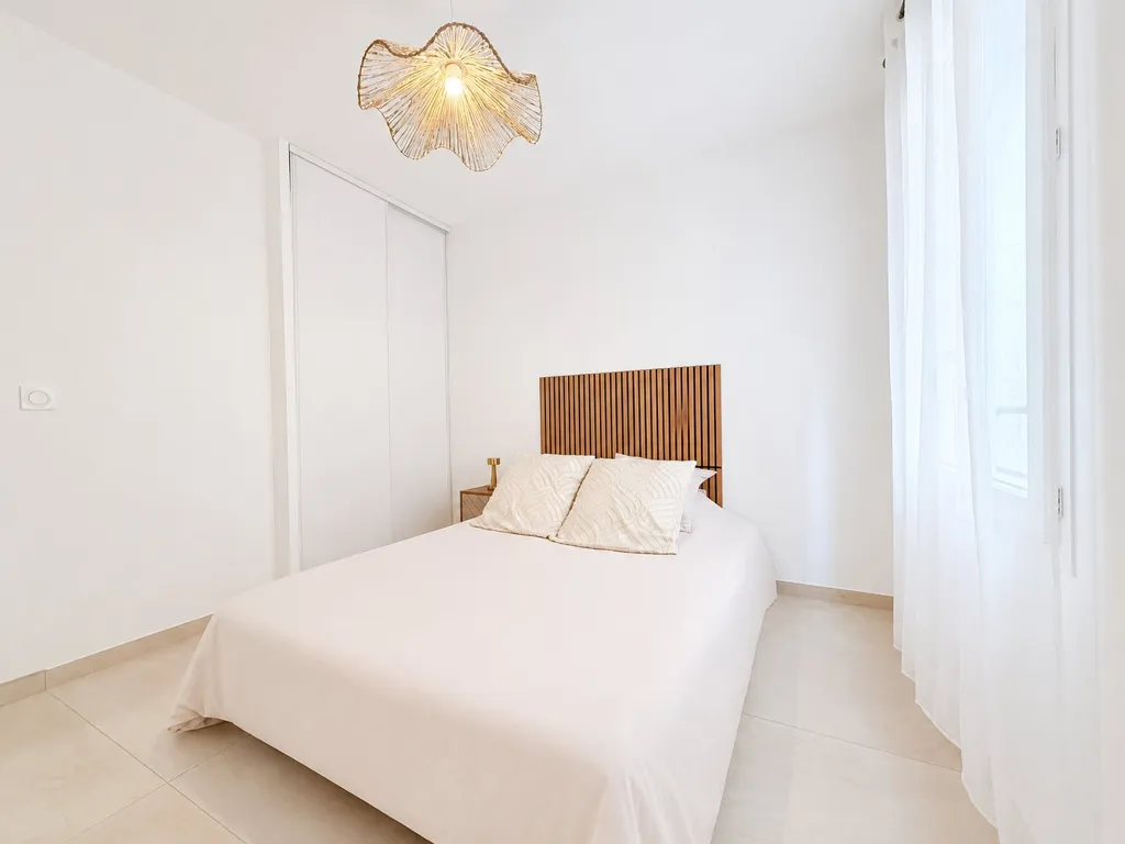 Chambres - Appartement T4 avec Garage à Ollioules