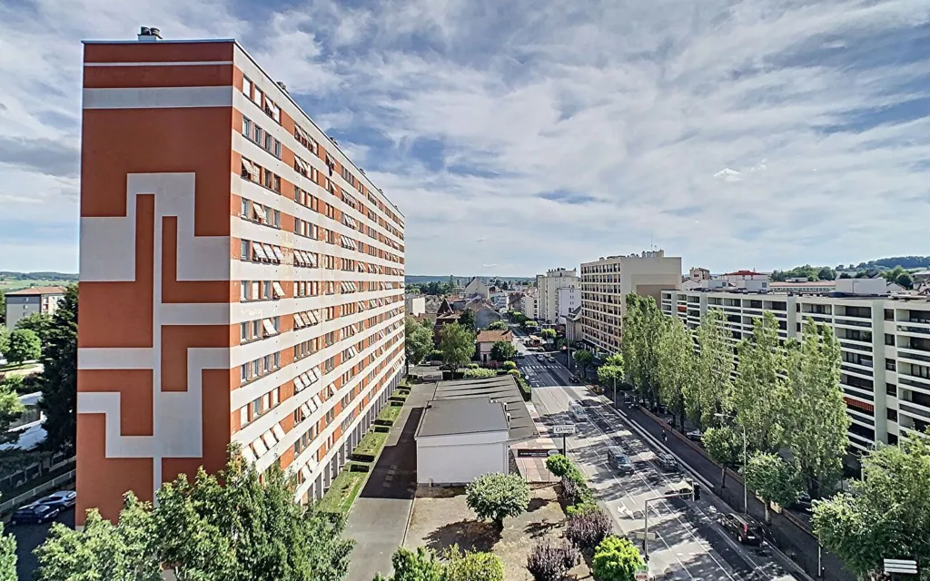 Extérieur - Appartement avec Vue sur Aurillac au 3ème Étage