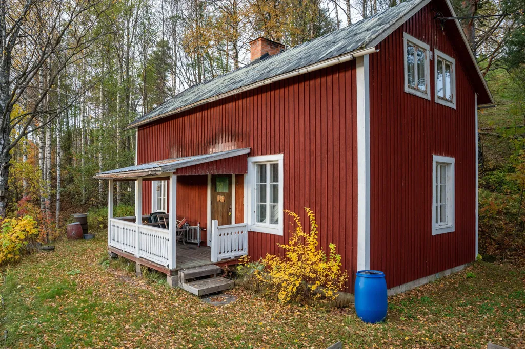 Exterior - Charming Cottage with Garden in Resele
