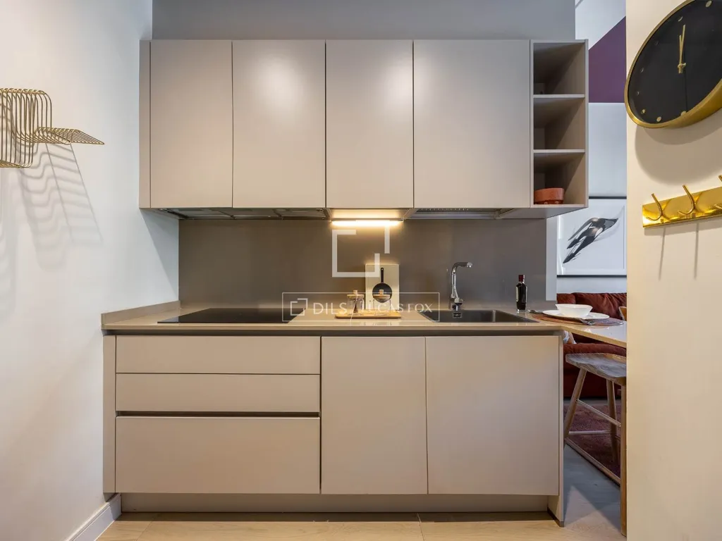 Cucina - Modern Flat with Two Suites in Malasaña