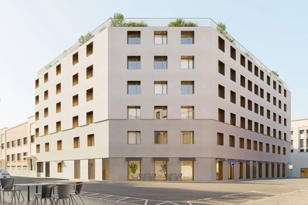 Luxury Apartment with Rooftop Pool in Alvalade, Lisbon