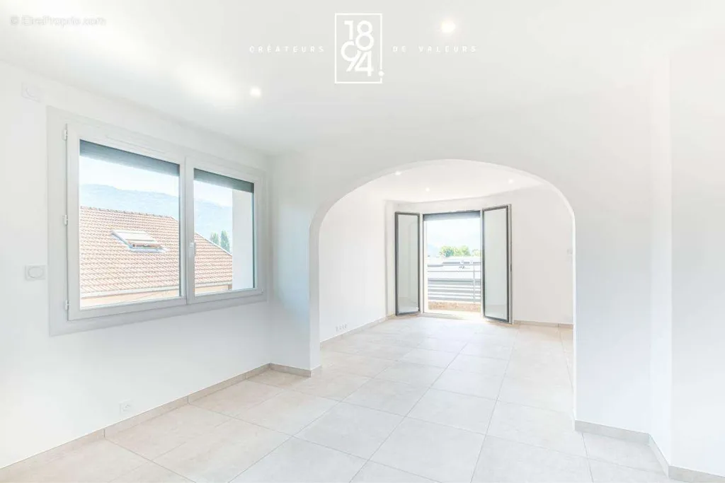 Rooms - T4 Apartment with Garden in La Ravoire