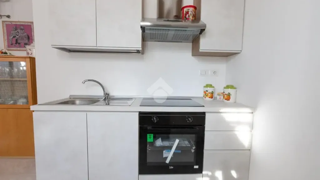 Cuisine - 2-Bedroom Apartment with Balcony in Carpi