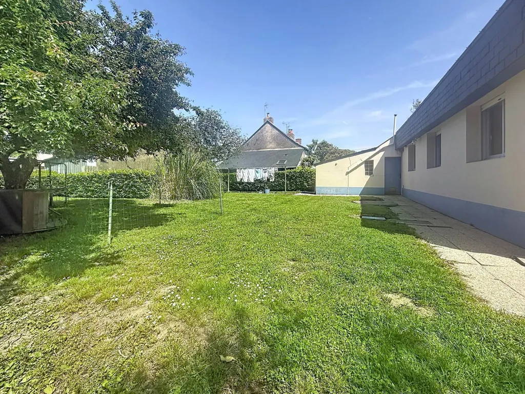 Jardin - Maison avec Jardin et Véranda à Ligné