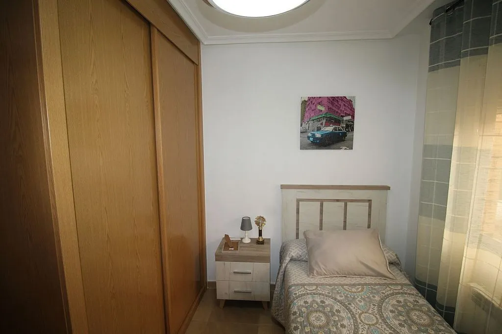 Chambres - Apartment with Balcony in Puertollano Centre