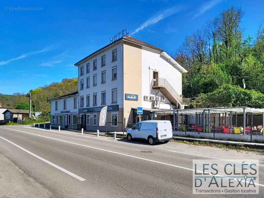 15-toaline ärihoone asukohas Vienne