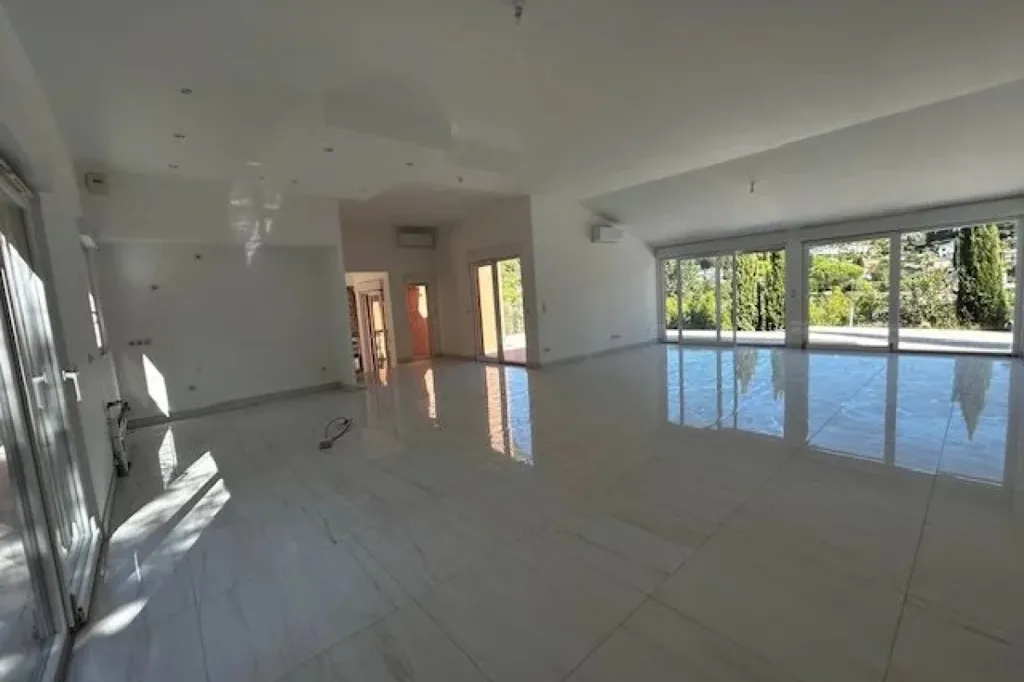 Elutuba - Contemporary Villa with Pool in Mougins