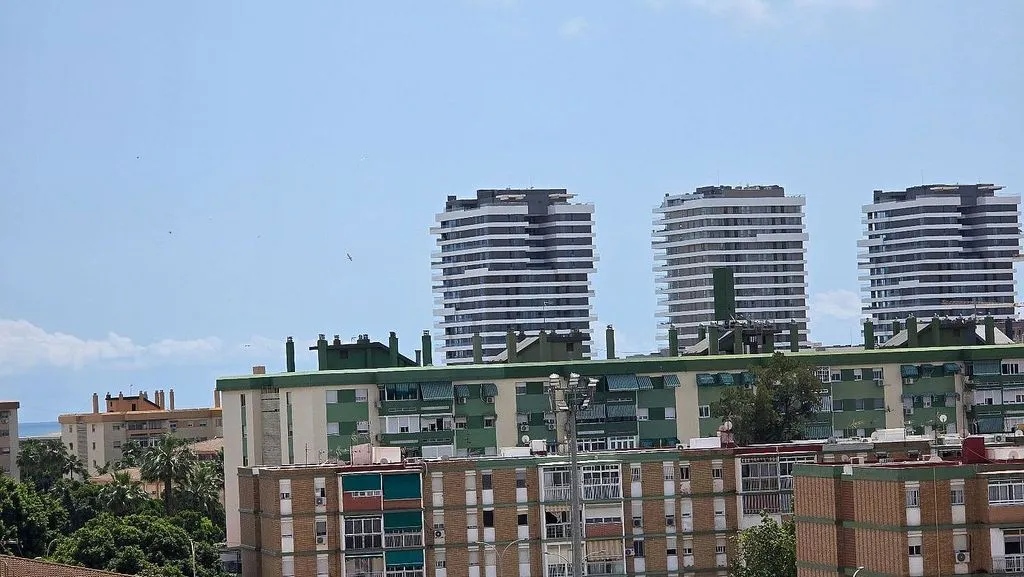 Rõdu - Modern Flat with Terrace in Parque Mediterráneo