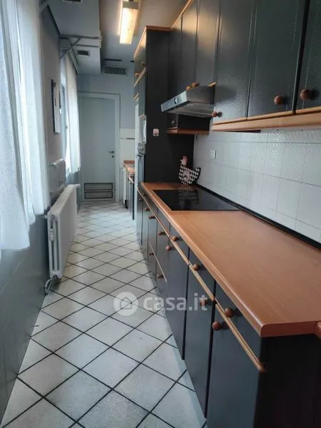 Cucina - Casa indipendente con cortile a Mortara