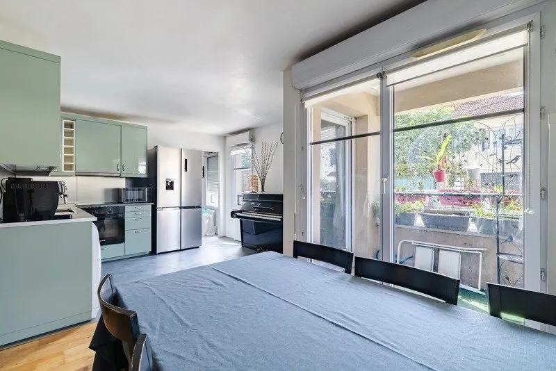 Cuisine - Appartement avec Loggia et Parking dans Résidence Sécurisée à Juvisy