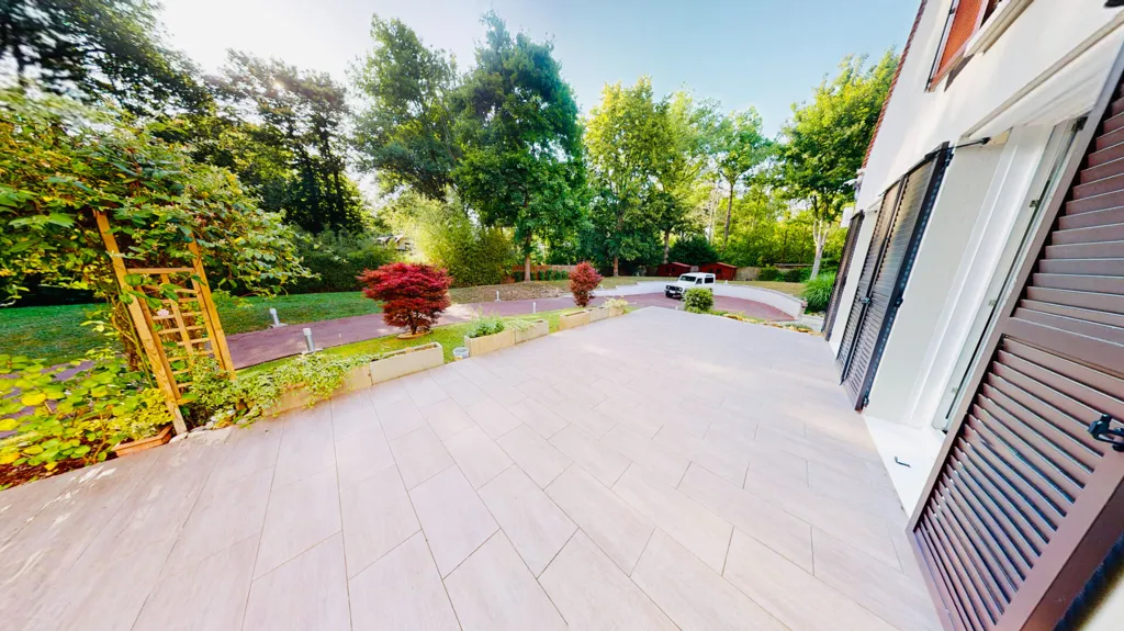 Terrass - Architect's House with Park in Pomponne