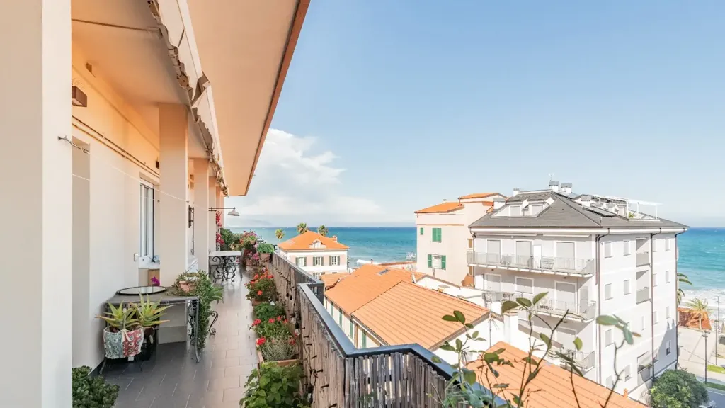 Balcon - Penthouse with Sea View in Ceriale