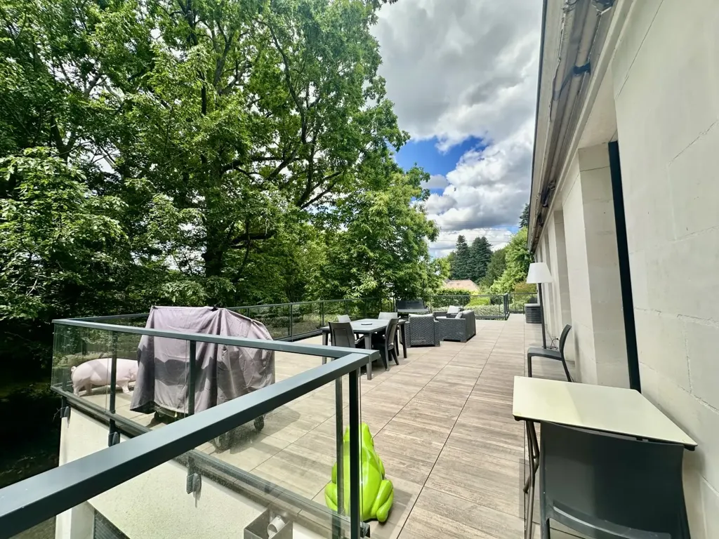 Terrasse - Propriété avec Spa de Nage et Parc à l'Ouest de Tours
