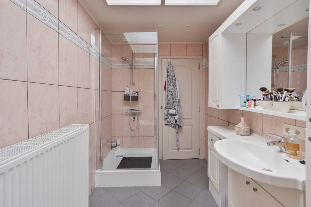 Vannitoad - Ready-to-Move-In House in Herentals