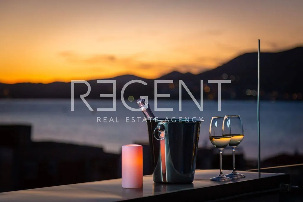 Balcone - Modern Apartment with Sea View in Trogir