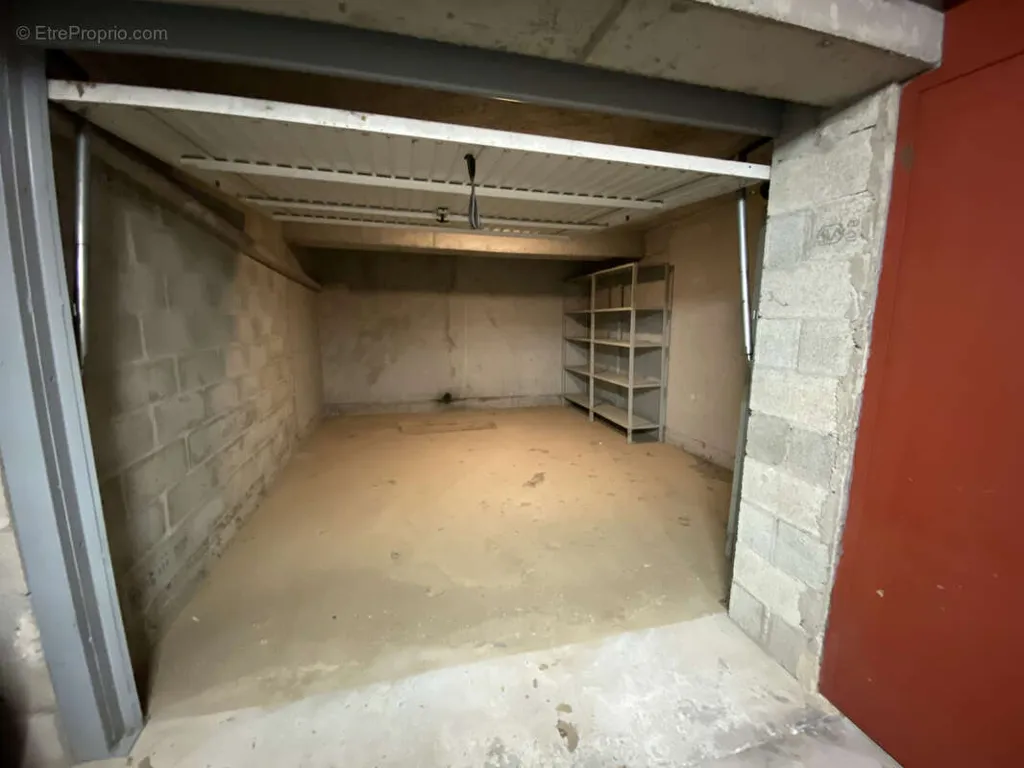 Garage - Atypical Flat with Terraces in Annonay Centre