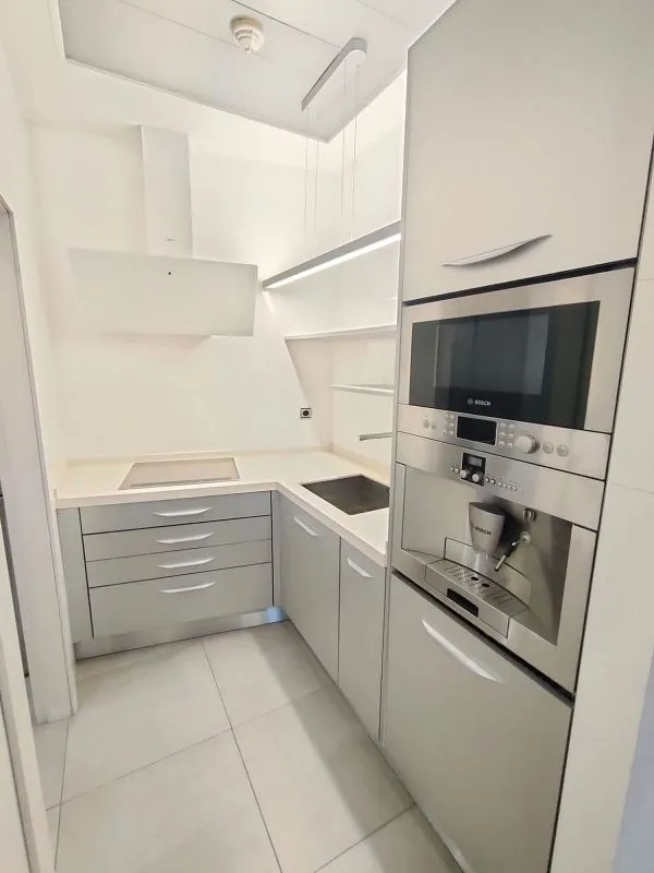 Cuisine - 1-Bed Apartment with Balcony in Abando