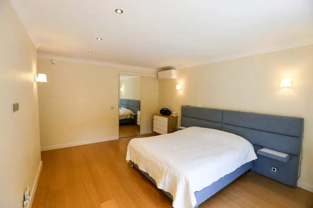 Bedrooms - Neo-Classical Villa with Sea View in Cap d’Antibes