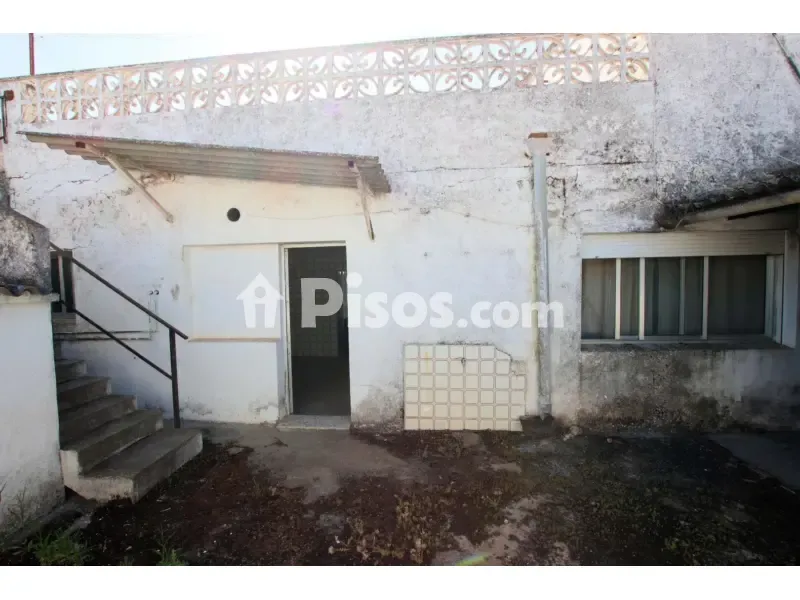 Giardino - Centrally Located House with Patio in La Albuera