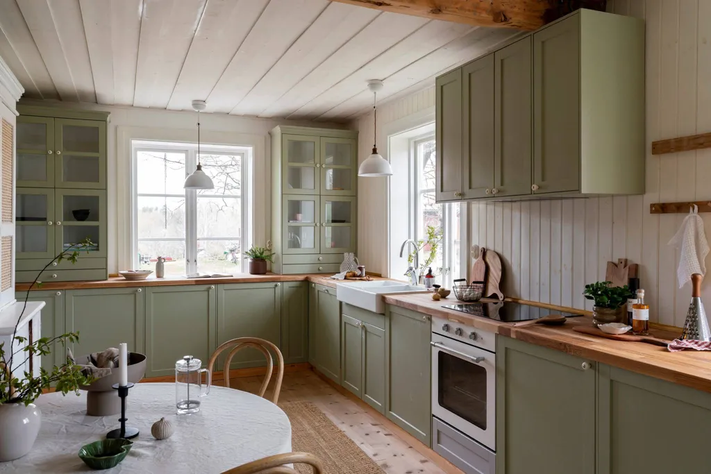 Cuisine - Historic Villa with Modern Features in Strömbäck