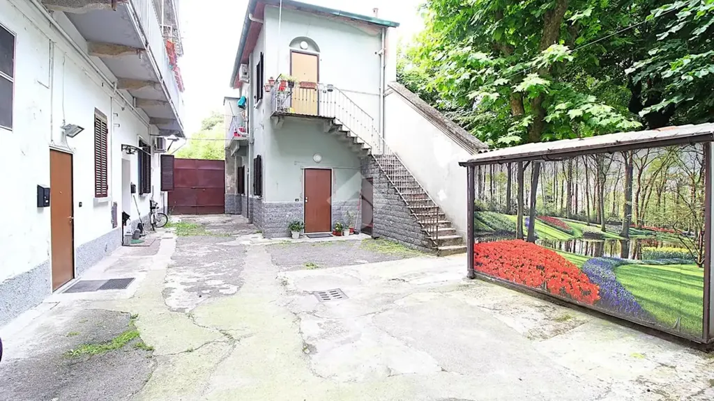 Extérieur - Modernised Triplex in Milan's Quiet Court