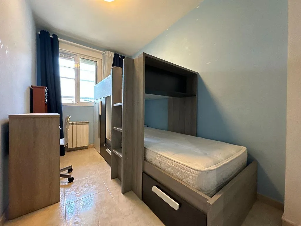 Chambres - Penthouse with Terrace in Valdefierro
