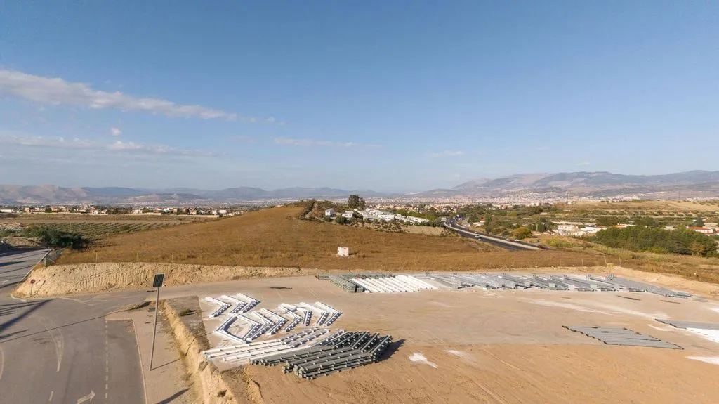 Jardin - Building Land with Urbanisation Potential in Otura