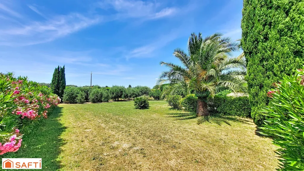 Aed - Bastide with Pools in Le Castellet