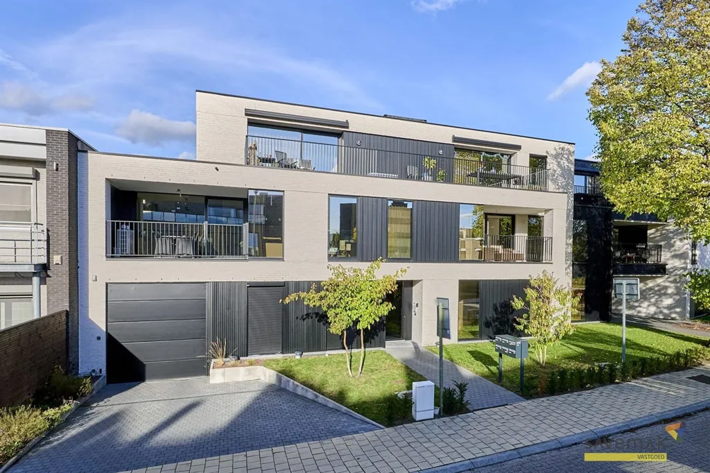 Exterior - Penthouse with 31m² Terrace near Lommel Centre