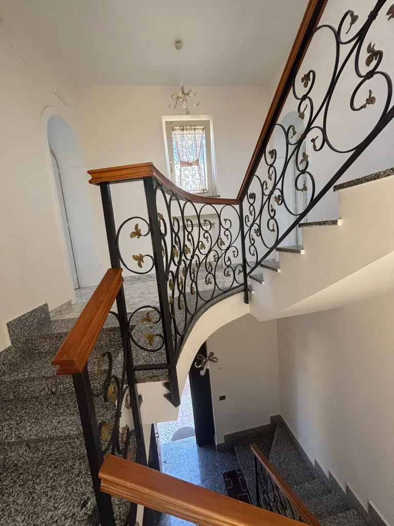 Pièces - Villa with Terrace in Melito di Napoli