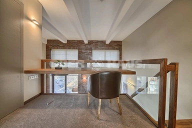 Sala da pranzo - Loft with High Ceilings in Naujamiestis
