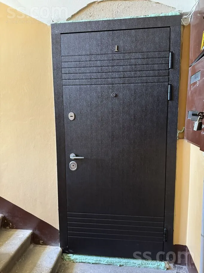 Esik - 2-Bedroom Apartment with Balcony in Daugavpils Centre